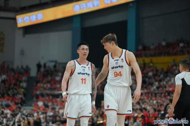 李元春：上海大鲨鱼明天已来 心态治愈成要道